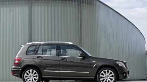Dit jaar rolt Mercedes-Benz de intrede van start/stop-techniek en zeventrapsautomaat verder uit over het modelgamma. Na de C-Klasse zijn ook de GLK, meer uitvoeringen van de E-Coup/Cabrio en S350 CDI