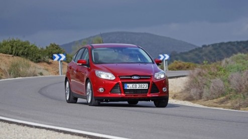 Fords nieuwe Focus is een feit. Strategie? En auto voor de hele wereldmarkt, veel slimme en veilige features, zuinige Ecoboost motoren en niet te missen Kinetic looks. Is de nieuwe Focus nog wel zoa