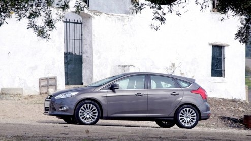 Fords nieuwe Focus is een feit. Strategie? En auto voor de hele wereldmarkt, veel slimme en veilige features, zuinige Ecoboost motoren en niet te missen Kinetic looks. Is de nieuwe Focus nog wel zoa