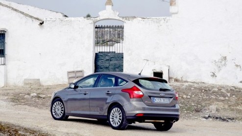 Fords nieuwe Focus is een feit. Strategie? En auto voor de hele wereldmarkt, veel slimme en veilige features, zuinige Ecoboost motoren en niet te missen Kinetic looks. Is de nieuwe Focus nog wel zoa