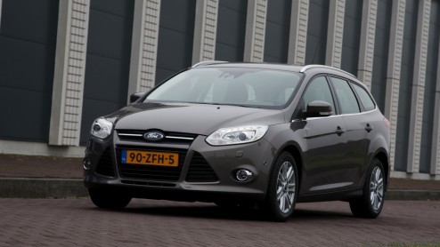 Reikhalzend hebben wij en leaserijdend Nederland uit kunnen kijken naar de nieuwe Ford Focus 1.6 TDCi ECOnetic Technology, die dankzij een superzuinige dieselmotor als n van de weinige compacte midd