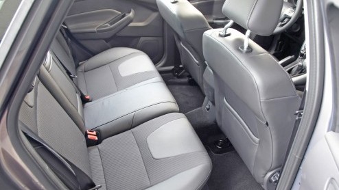 De nieuwe Ford Focus is er nu ook als Wagon. Met meer binnenruimte en dezelfde rijeigenschappen vormt de combi voor ons land het belangrijkste model binnen de nieuwe Focusfamilie. Net als de hatchback