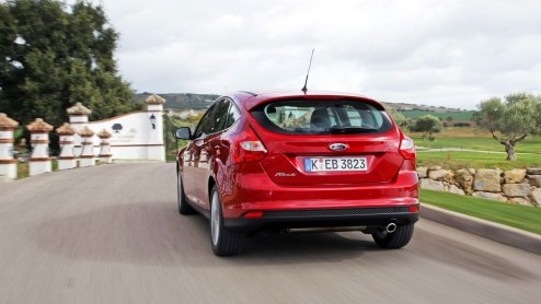 Fords nieuwe Focus is een feit. Strategie? En auto voor de hele wereldmarkt, veel slimme en veilige features, zuinige Ecoboost motoren en niet te missen Kinetic looks. Is de nieuwe Focus nog wel zoa