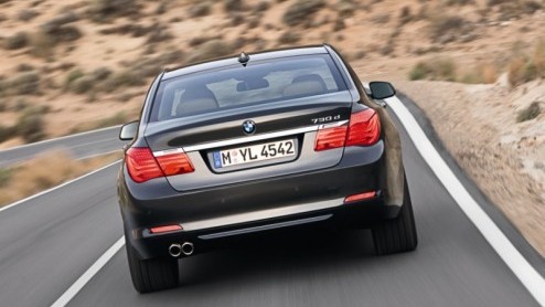 BMW laat vandaag meer informatie los omtrent hun te introduceren aanwinst, de 7-serie. De executive zakensedan belooft nog dynamischer te zijn, en zal tegelijkertijd meer comfort en luxe te bieden heb