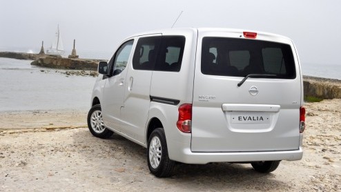 Ruimte nodig? Nissan heeft nu de Evalia, een gezinsbusje met een vanafprijs van slechts 19.564 euro. Verkrijgbaar als vijf- en zevenzitter, met een 1.6 benzine of 1.5 diesel.