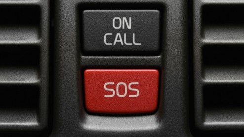 In 2015 wordt een automatisch belsysteem dat nooddiensten waarschuwt verplicht gesteld in elke auto. Volvo was er vroeger bij en had in 1998 al een levensreddend communicatiesysteem ontwikkeld.