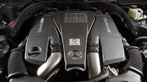 Het leveringsprogramma van de Mercedes-Benz CLS is vanaf nu compleet. Liefhebbers van een flinke portie kracht kunnen de vierdeurscoup nu ook als CLS 500 en CLS 63 AMG bestellen. Een ijzersterk bi-tu