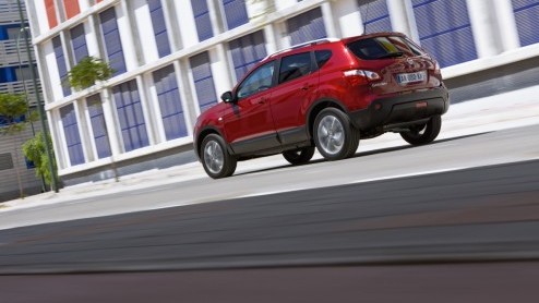 De nieuwe 1.6 dCi van Renault bereikt nu ook de modellen van alliantiepartner Nissan. De Qashqai en Qashqai+2 zijn de eersten van deze nieuwe zuinige 130 pk diesel worden voorzien. Ook doet de Around