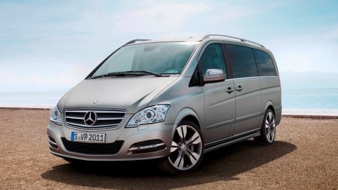 Hoe luxe wil je een busje hebben? Als het aan Mercedes-Benz ligt is de Viano Vision Pearl op de IAA in Frankfurt het luxepaard onder de busjes. De Duitsers hebben zich laten inspireren door jachten.