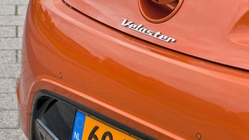 Hyundai introduceert het ene nieuwe model na de ander en wisselt volumemodellen zoals de ix35 en i40 af met sportieve smaakmakers zoals de Genesis Coup. Aan die laatste categorie kan nu ook de Velost