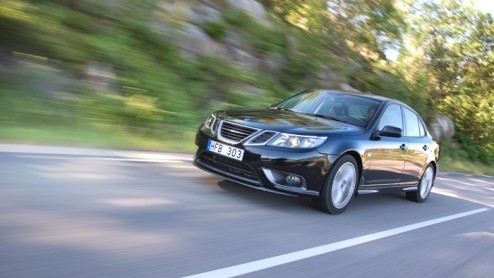De Saab 9-3 Turbo X werd al even geleden geintroduceerd. Deze exclusieve Zweed wordt in een oplage van 2000 stuks gebouwd, is voorzien van vierwielaandrijving en heeft 280 pk onder de kap. Saab heeft
