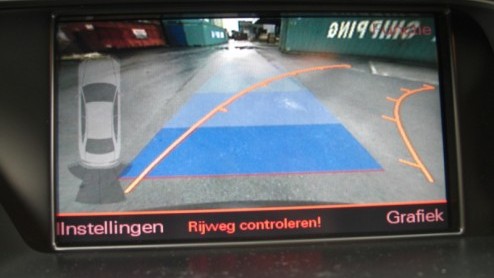 Eind vorig jaar deed de nieuwe Audi A4 zijn intrede. Met een nieuw design dat hier en daar de genen heeft van coupbroer A5, heeft de nieuweling al een fraaie stap vooruit te pakken. Toch is dat slech