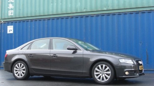 Eind vorig jaar deed de nieuwe Audi A4 zijn intrede. Met een nieuw design dat hier en daar de genen heeft van coupbroer A5, heeft de nieuweling al een fraaie stap vooruit te pakken. Toch is dat slech