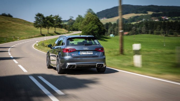 Even was het de heetste hatchback, Audi?s RS3 met 367 pk, voordat hij afgetroefd werd door de Mercedes-AMG A 45 met 381 pk. ABT brengt hem weer naar de top: 430 pk en 530 Nm.