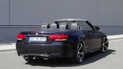 De gerennomeerde tuner AC Schnitzer kon niet van de BMW M3 Cabriolet afblijven. Ze hebben deze krachtpatser aangescherpt en nog beter later klinken, hoewel de ijzersterke V8 niet werd aangepakt.