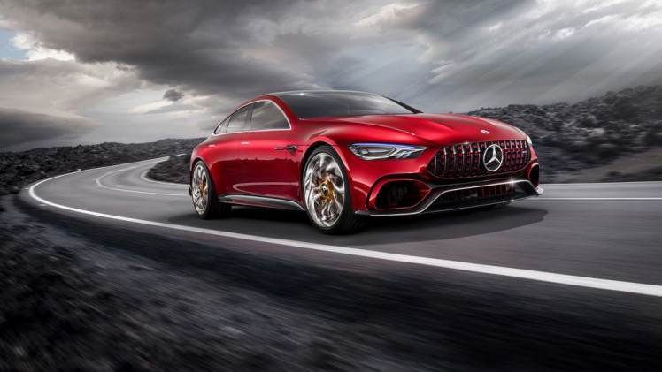 De Mercedes-AMG krijgt er een broertje bij. AMG heeft de GT Concept onthuld, een sedanversie met hybrideaandrijving en een gecombineerd vermogen van 816 pk.
