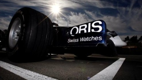 Het AT&T Williams team en Oris SA bevestigen de verlenging met drie jaar van hun bestaande samenwerking. De verlenging omvat voortgezette sponsoring en een uitbreiding van de merknaamweergave van