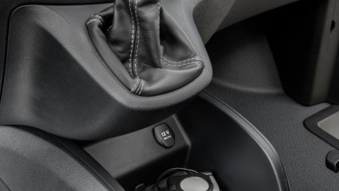 Nieuwe Mercedes Vito is onthuld en komt eind 2014 op de markt met voor-, achter- of vierwielaandrijving.