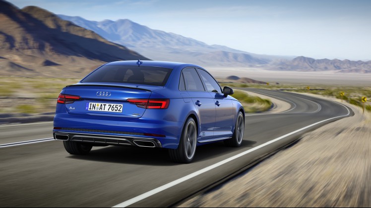 Audi scherpt de huidige A4 op details aan.