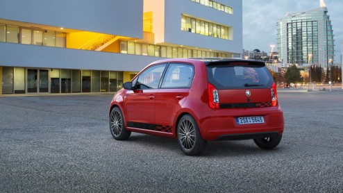 Skoda introduceert ter gelegenheid van de Tour de France verschillende Sprint en Drive actiemodellen, Plus Pack en Monte Carlo uitvoering. Voor de Superb Greenline geldt nu een prijsverlaging.