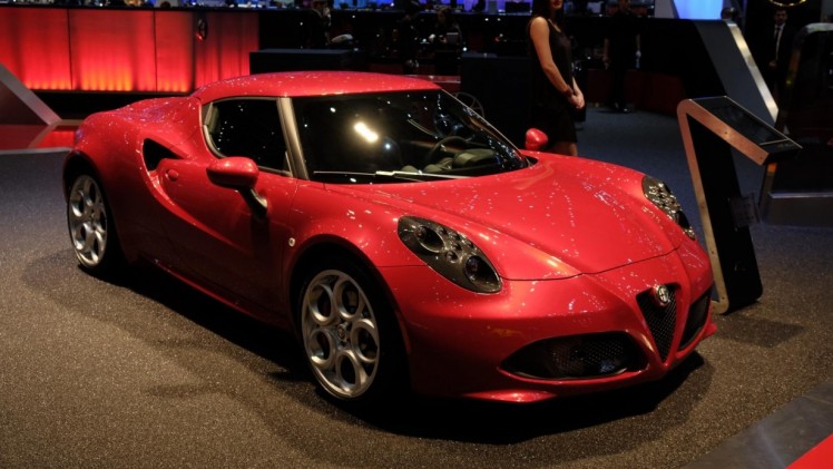 Prijzen Alfa Romeo 4C Spider beginnen bij 81.550 euro.