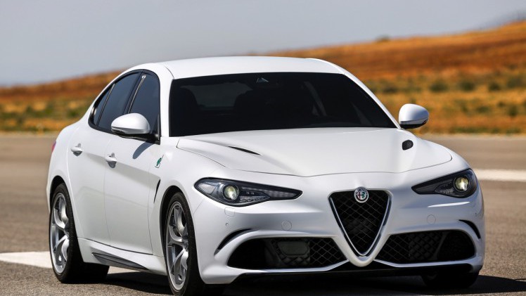Met de Alfa Romeo Giulia brengen de Italianen het merk weer tot leven. De Giulia Quadrifoglio is het opwarmertje, in 2016 opgevolgd door courante leaseversies.