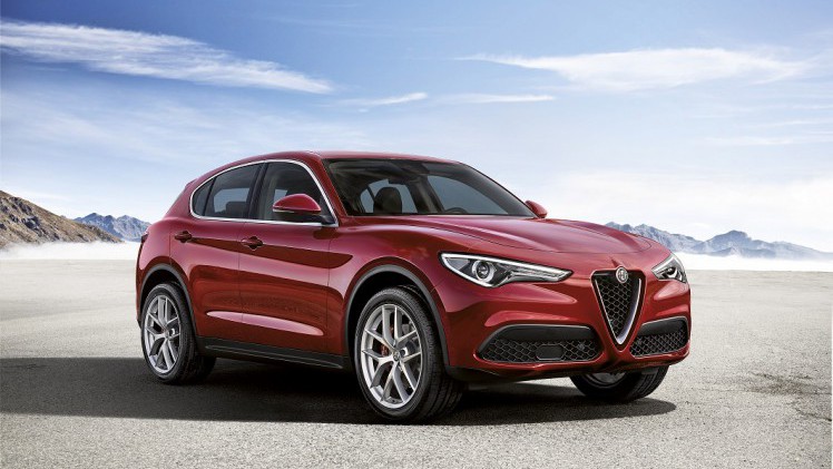 De Alfa Romeo Stelvio kan vanaf nu worden besteld. Daarmee is ook meteen de standaardversie onthuld en weten we iets meer over de auto.