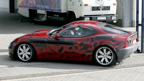 De Alfa Romeo 8C Competizione is een auto die elke keer als je hem ziet weer tot de verbeelding doet spreken. Althans, dat vind ik. Gelukkig (voor mij in ieder geval) kreeg ik weer fotos binnen van d