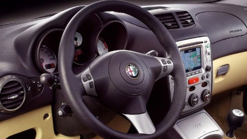Alfa Romeo komt met diverse actiemodellen van de GT en de 147. Zoals altijd bij actiemodellen, kun je tegen een aantrekkelijke prijs heel wat opties op je Alfa krijgen.