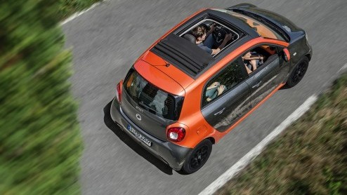 Nieuwe smart fortwo model 453 en forfour onthuld in Berlijn. Alle details nieuwe smart modellen.