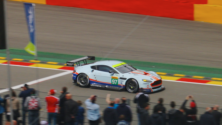 Winst in twee categorien voor Aston Martin Racing. In zowel de LMGTE Pro en LMGTE Am-klasse kwamen de Astons als eerste over de streep.