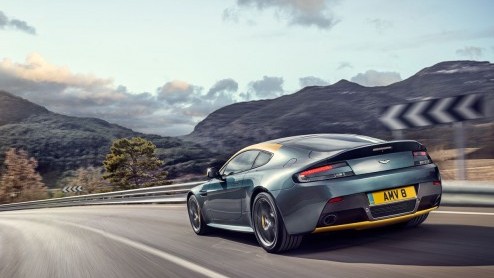 Aston Martin toont in Genve de opvolger van de V8 Vantage N420. Het model in kwestie draagt de naam N430 en is lichter en sneller dan de reguliere V8 Vantage S.