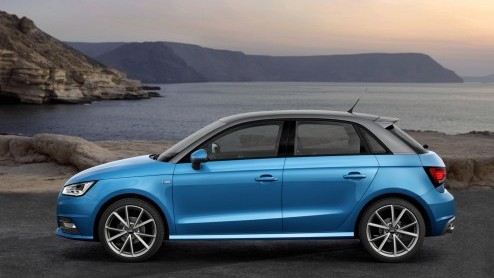 Rijtest Audi A1. In deze autotest rijden we met de vernieuwde Audi A1, die een facelift heeft gekregen en kan rekenen op de 1.0 TFSI driecilinder turbomotor.