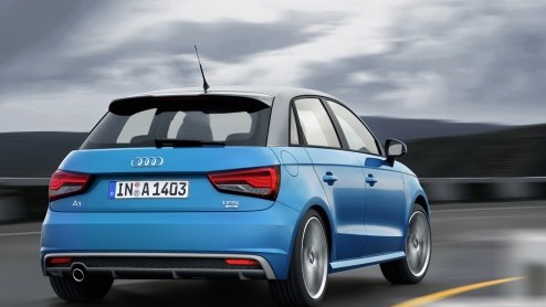 Rijtest Audi A1. In deze autotest rijden we met de vernieuwde Audi A1, die een facelift heeft gekregen en kan rekenen op de 1.0 TFSI driecilinder turbomotor.