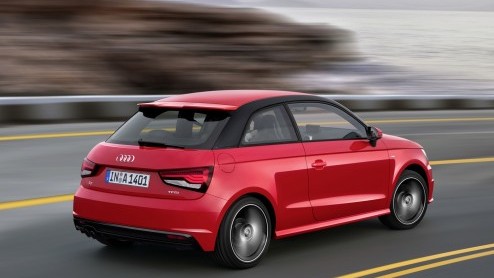 Rijtest Audi A1. In deze autotest rijden we met de vernieuwde Audi A1, die een facelift heeft gekregen en kan rekenen op de 1.0 TFSI driecilinder turbomotor.