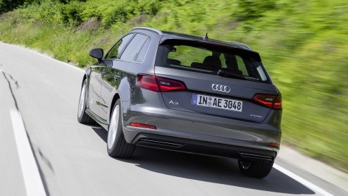 De Audi A3 Sportback e-tron met 7% bijtelling, staat vanaf vandaag bij de dealer.