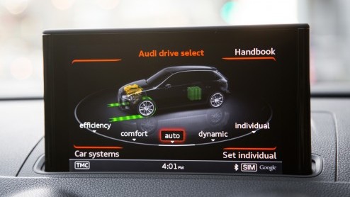 De Audi A3 Sportback e-tron met 7% bijtelling, staat vanaf vandaag bij de dealer.