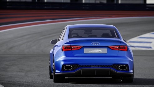 Audi presenteert de A3 clubsport quattro concept. De vierdeurs sedan is gebaseerd op de S3 Limousine, maar haalt zijn kracht uit een opgepompte 2.5 liter vijfcilinder turbomotor met liefst 525 pk.