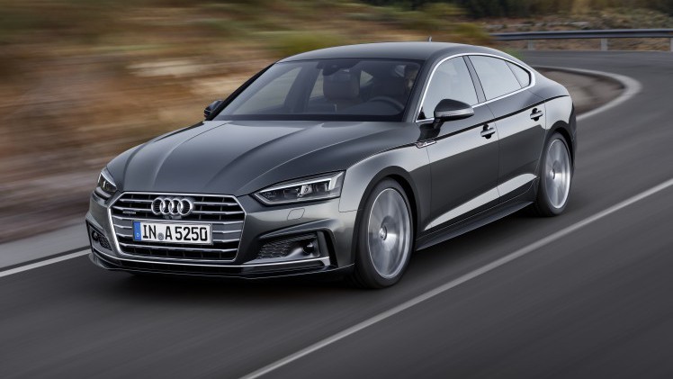 Audi rust de A5 Sportback voor een bescheiden prijs uit als S line edition.