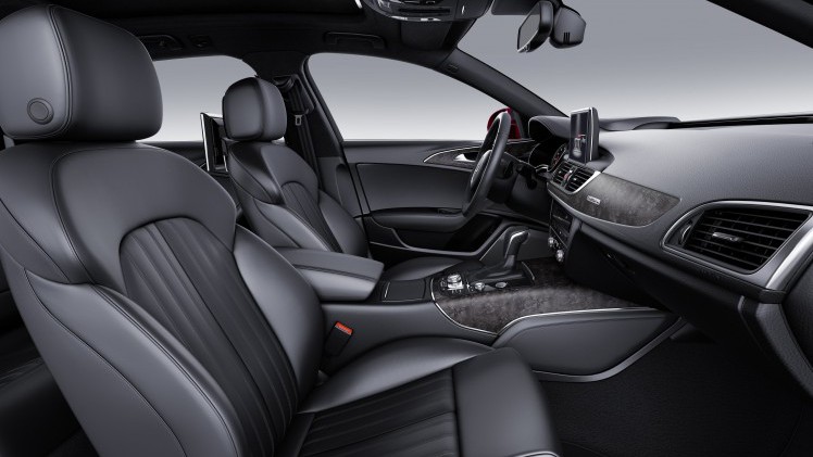 Facelift voor Audi A6 en A7 in de zomer van 2016. De verschillen zijn klein, want naast optische wijzigingen staan de twee modellen op gebied van multimedia en connectiviteit weer op scherp.