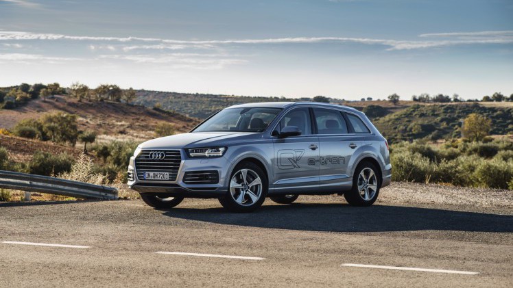 Autotest Audi Q7 3.0 TDI e-tron quattro, de plug-in hybride SUV met 373 pk en 700 Nm speelt baas boven baas met veel comfort, alle luxe en een slim hybride brein.