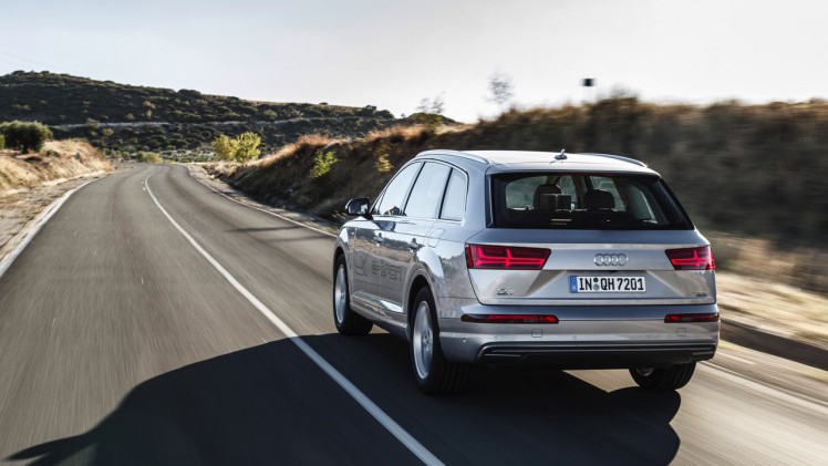 Autotest Audi Q7 3.0 TDI e-tron quattro, de plug-in hybride SUV met 373 pk en 700 Nm speelt baas boven baas met veel comfort, alle luxe en een slim hybride brein.