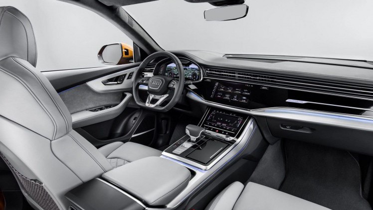 De eerste foto's van de Audi Q8 zijn uitgelekt.