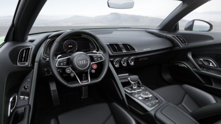 Audi R8 Spyder V10 plus