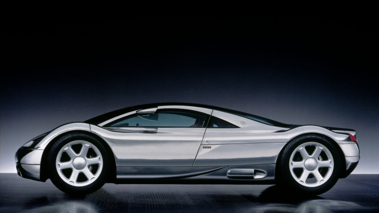 Audi naar Techno Classica Essen met bijzondere concept cars zoals de quattro Spyder en Avus quattro.