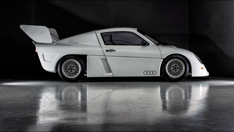 Audi naar Techno Classica Essen met bijzondere concept cars zoals de quattro Spyder en Avus quattro.