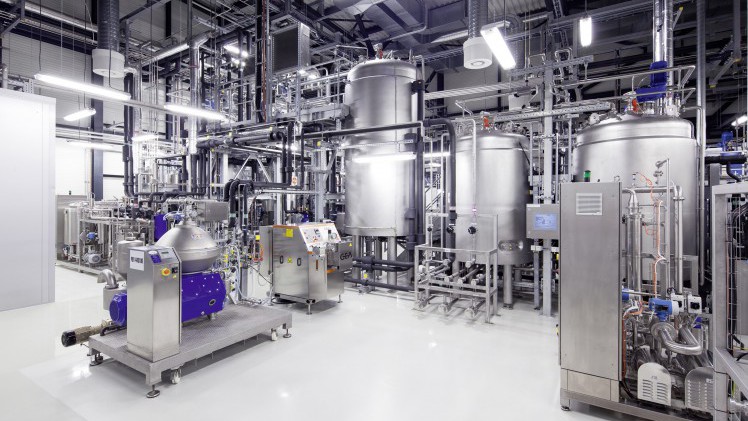 Audi investeert met twee partners in een proeffabriek voor het maken van e-diesel uit elektriciteit, water en zuurstof.