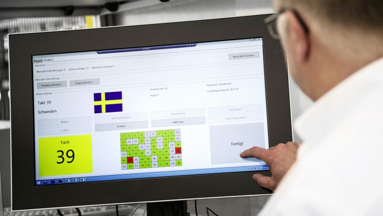 Audi gaat robottransporters toepassen in zijn fabrieken zodat onderdelen automatisch naar het fabriekspersoneel toe komen.