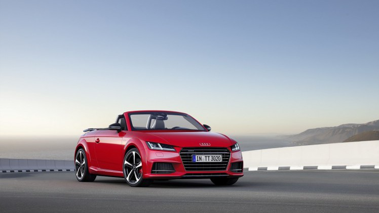 Audi presenteert de TT in een nieuwe, sportieve uitvoering: de Competition. Voor de sportieve rijder die een TTS net even te prijzig vindt biedt de TT Competition uitkomst.
