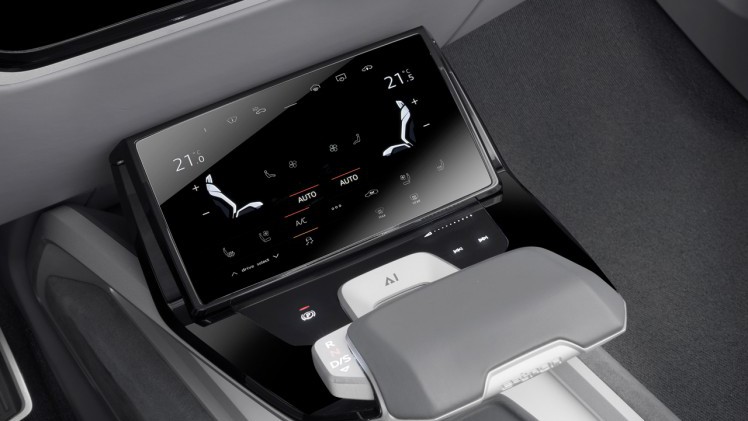 Audi borduurt met de Elaine voort op de elektrische e-tron Sportback Concept door deze nu autonoom te laten rijden.